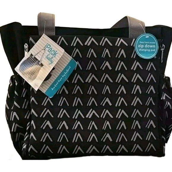 I‎ Pack  Baby Diaper Bag Pad Backpack Lots of Pockets Black White Arrow NWT - Picture 1 of 5